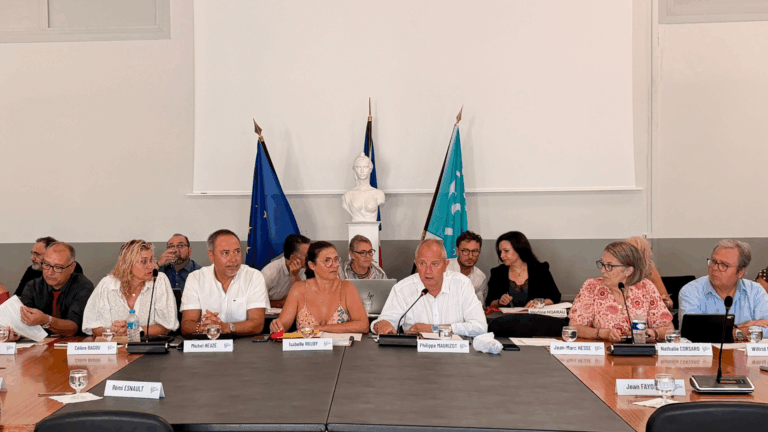 Conseil Municipal de Fos-sur-Mer : trois emplois permanents créés
